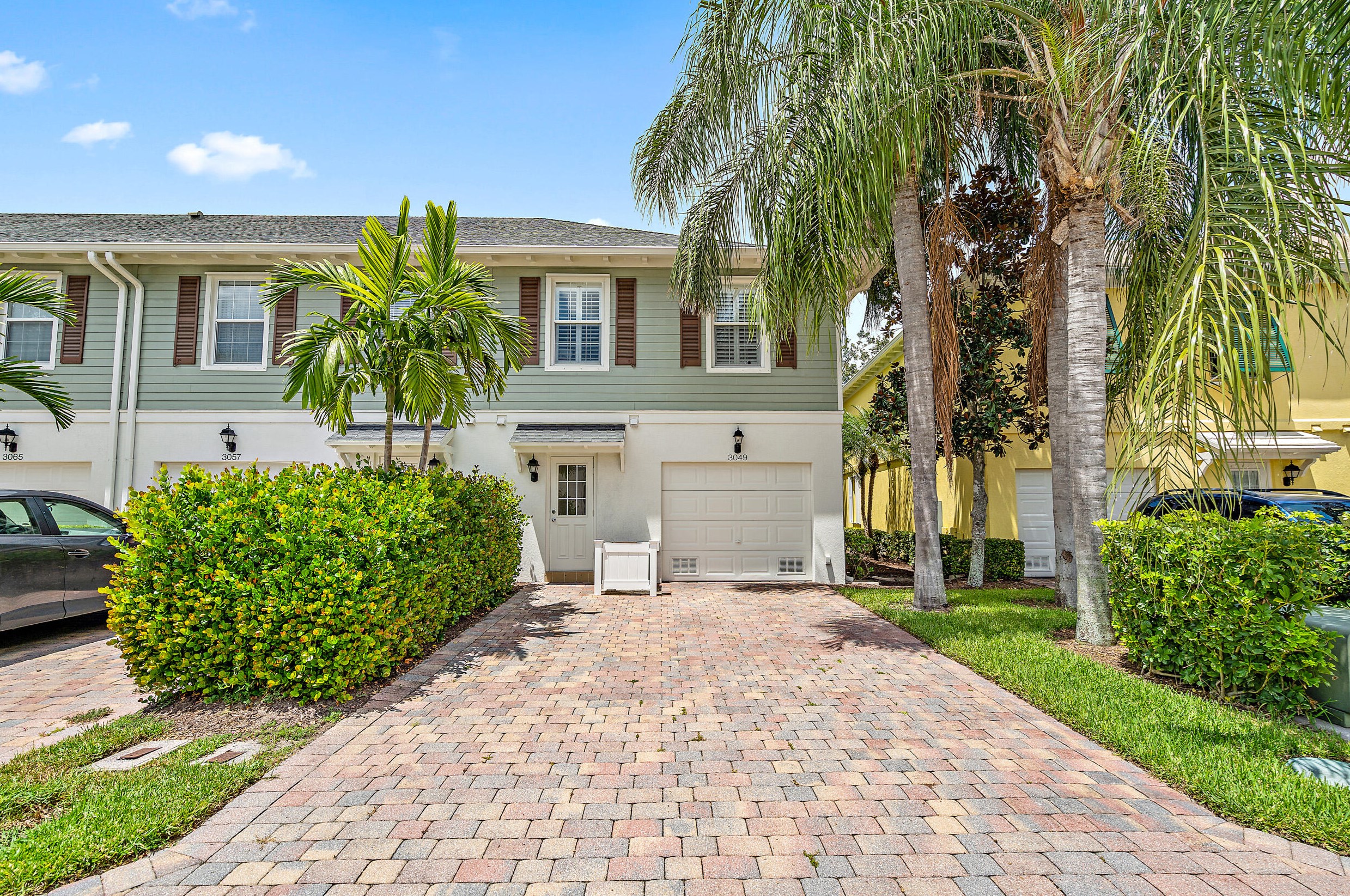 3049 Community Dr, Jupiter FL  33458-8217 exterior