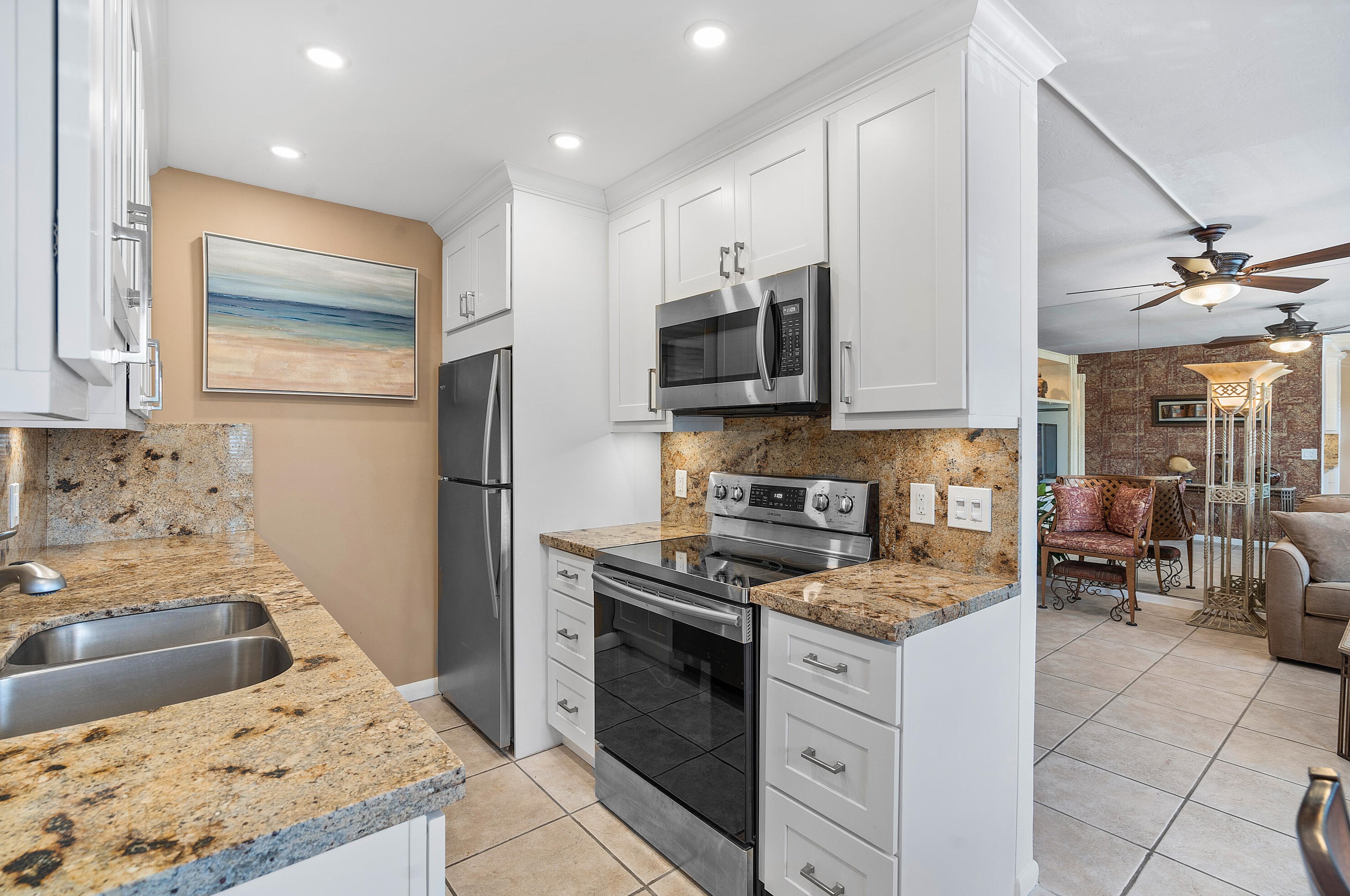 2047 Guildford C, Boca Raton FL 33434-4868 exterior