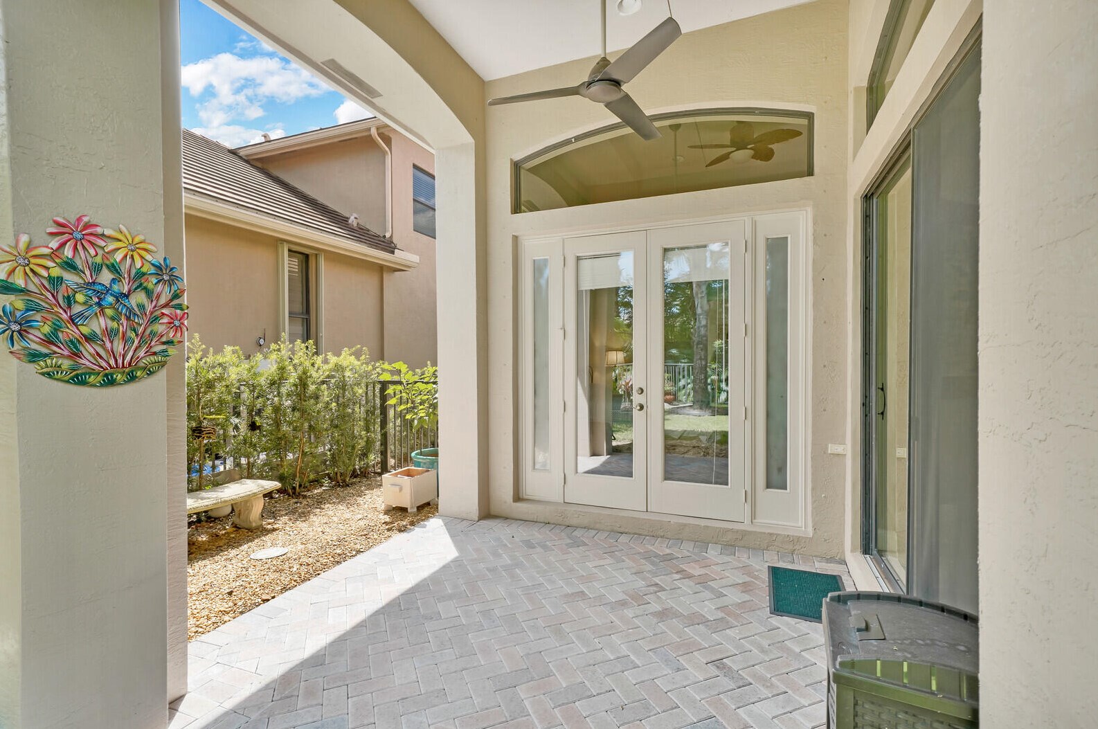 3444 Collonade Dr, Lake Worth FL  33449-8062 exterior
