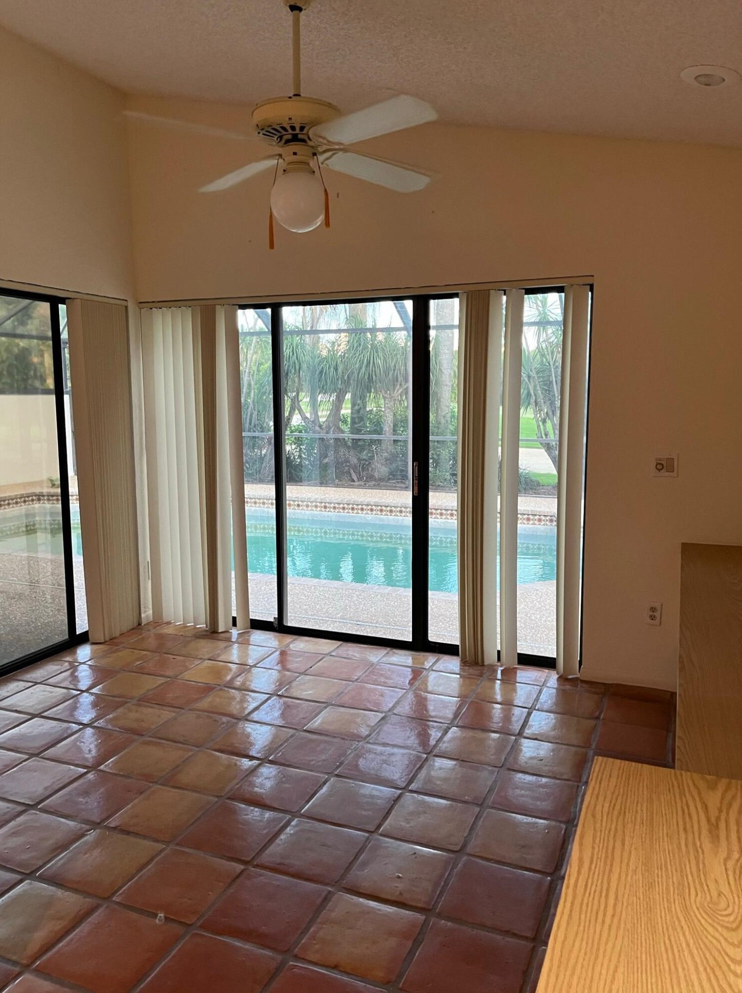 21434 Bridge View Dr, Boca Raton FL  33428-1609 exterior