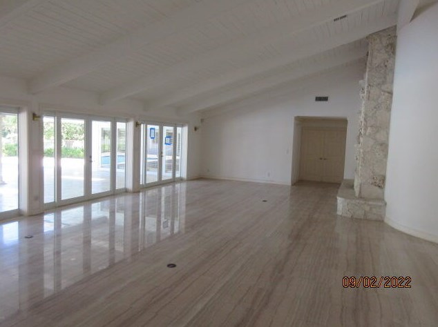 605 Atlantis Est Way, Lake Worth FL 33462-1209 exterior