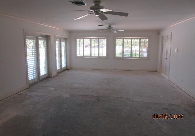 605 Atlantis Est Way, Lake Worth FL 33462-1209 exterior