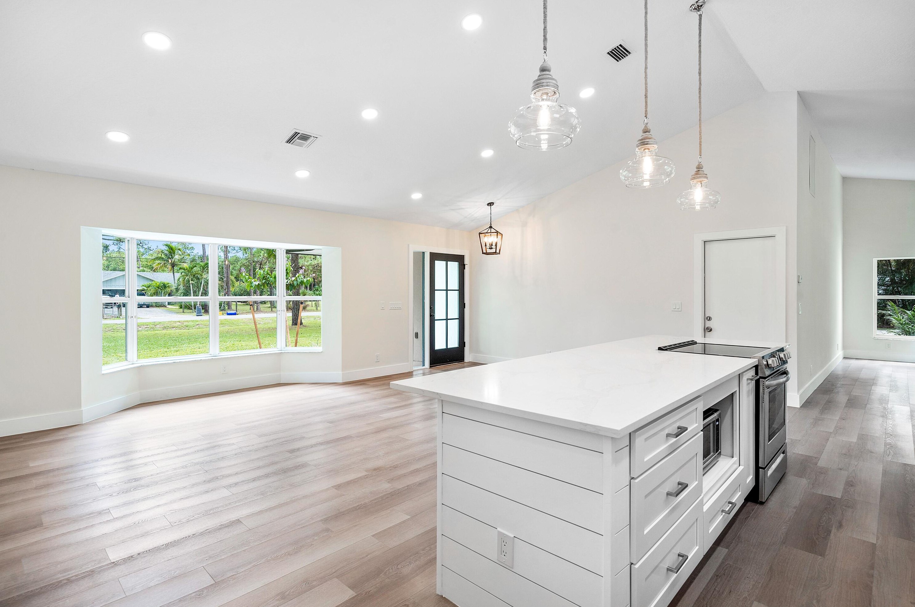 13761 158th St, Jupiter FL  33478-8516 exterior