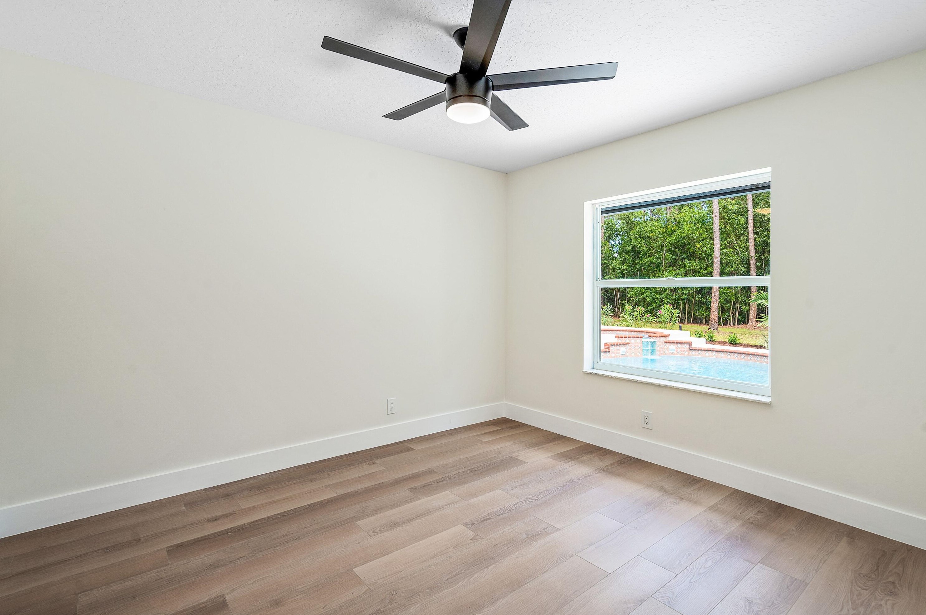 13761 158th St, Jupiter FL  33478-8516 exterior