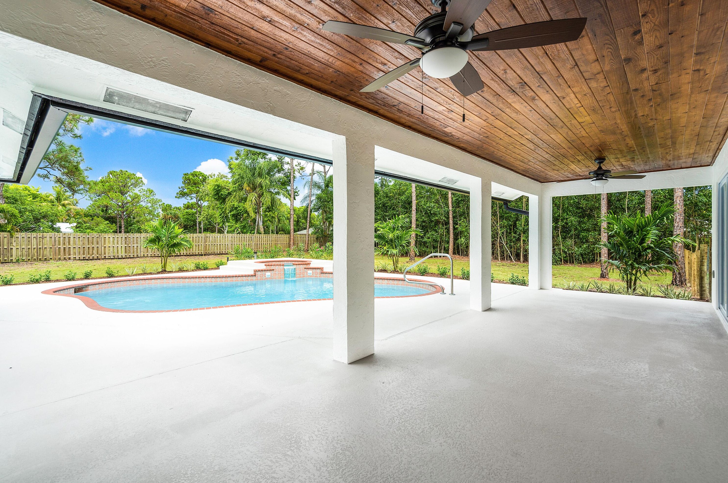 13761 158th St, Jupiter FL  33478-8516 exterior