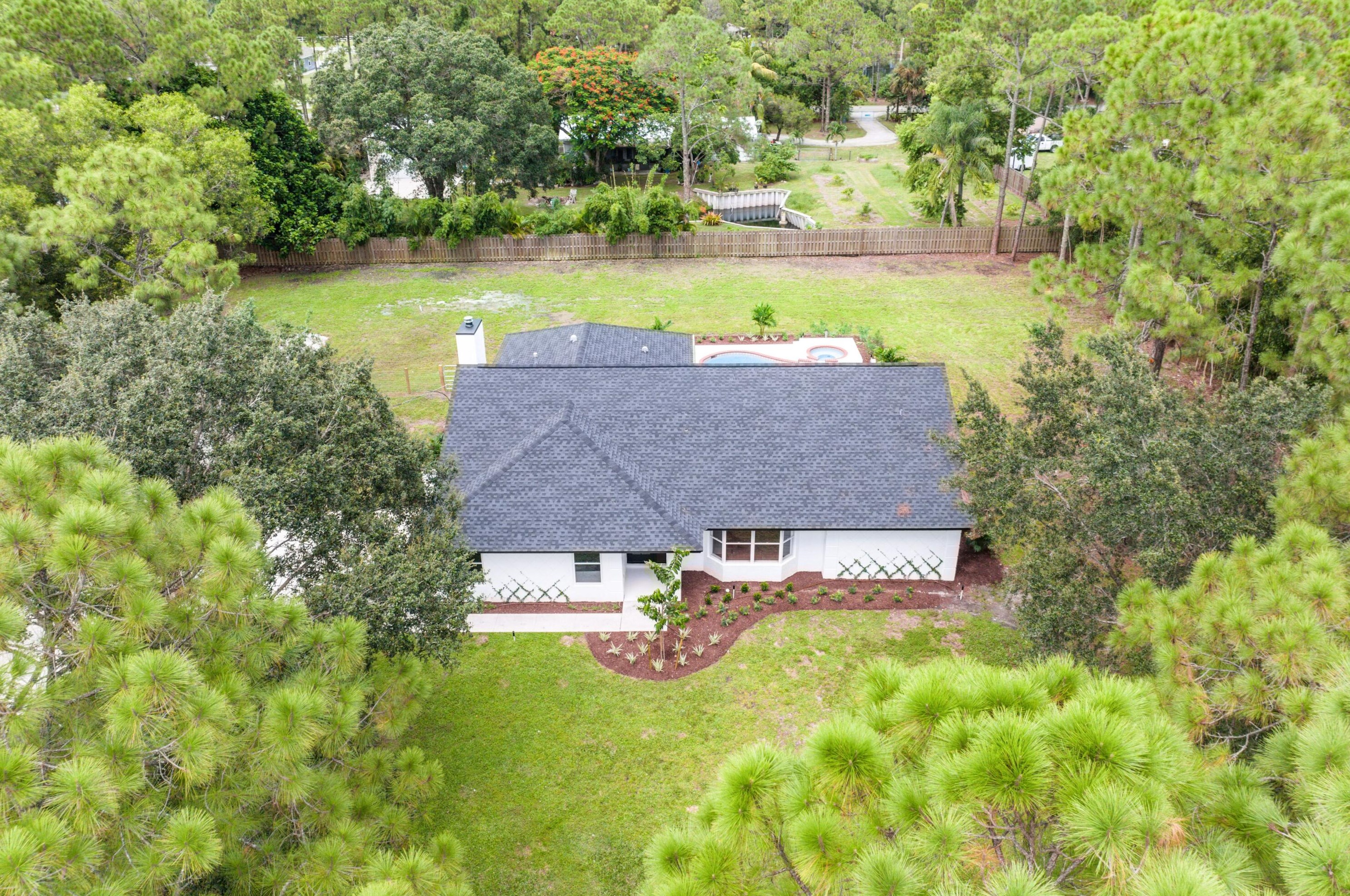 13761 158th St, Jupiter FL  33478-8516 exterior