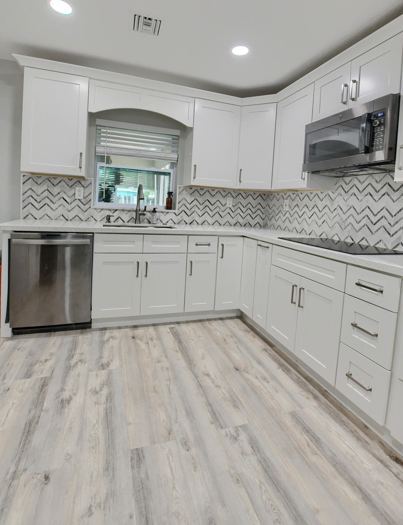 702 Camino Real, Boca Raton FL  33432-6308 exterior