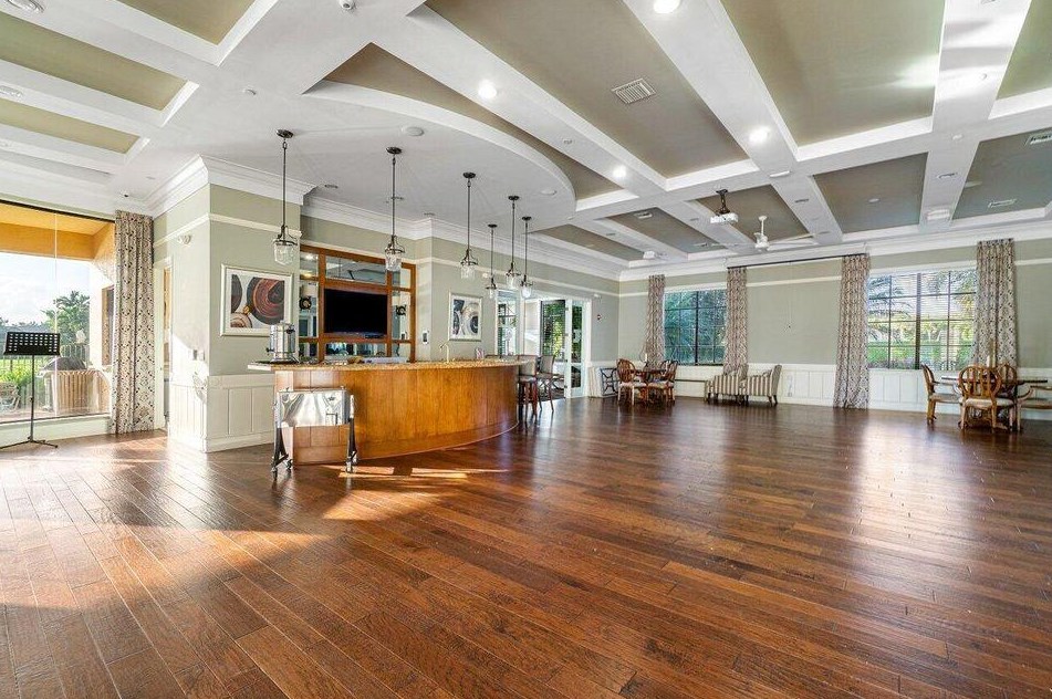 7723 Via Grande, Boynton Beach FL  33437-7516 exterior
