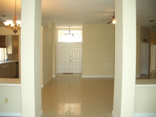 246 Hampton Pl, Jupiter FL  33458-8129 exterior