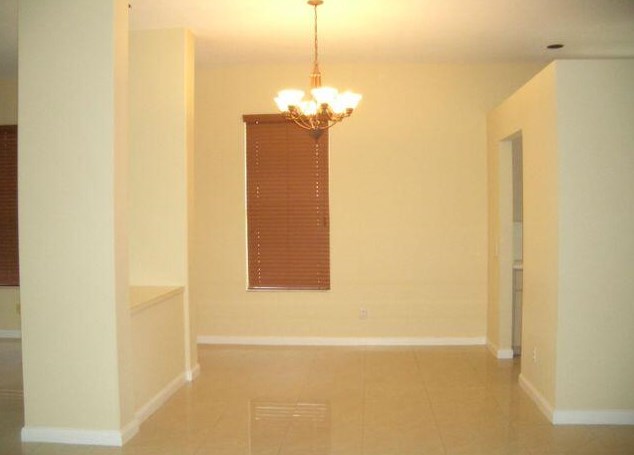 246 Hampton Pl, Jupiter FL  33458-8129 exterior