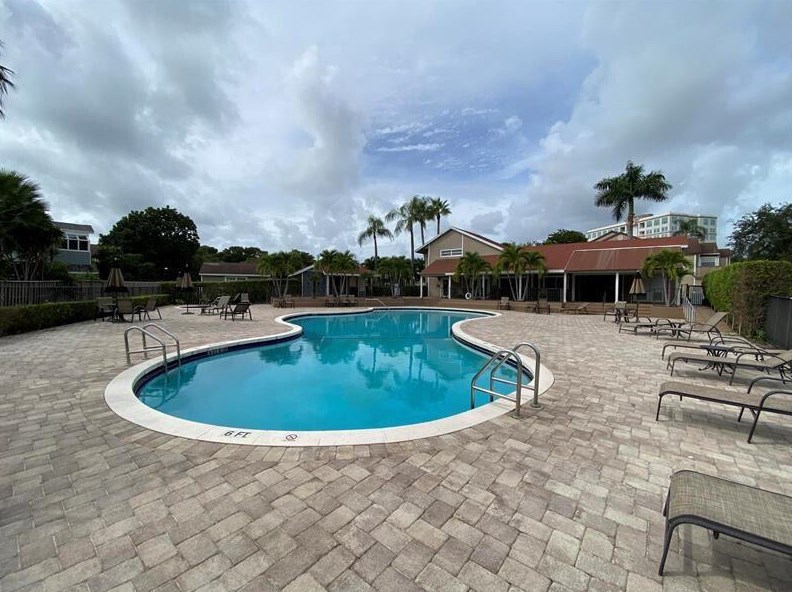 5108 Coronado Rdg, Boca Raton FL  33486-1444 exterior