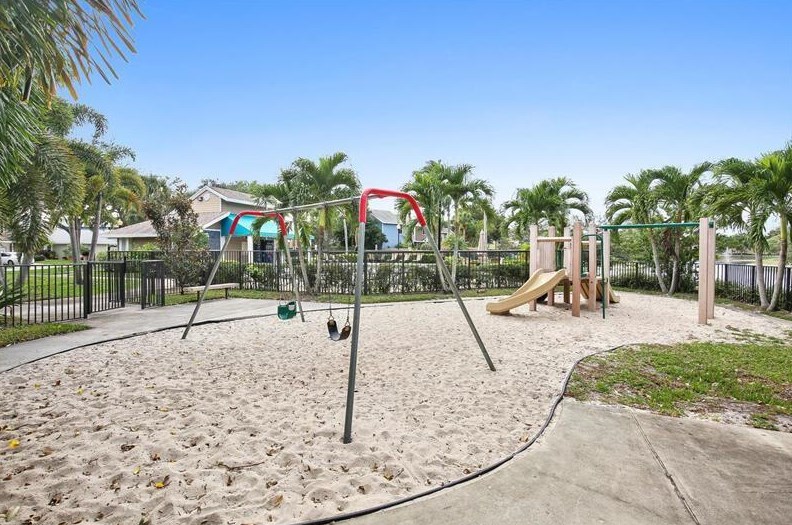 5108 Coronado Rdg, Boca Raton FL  33486-1444 exterior