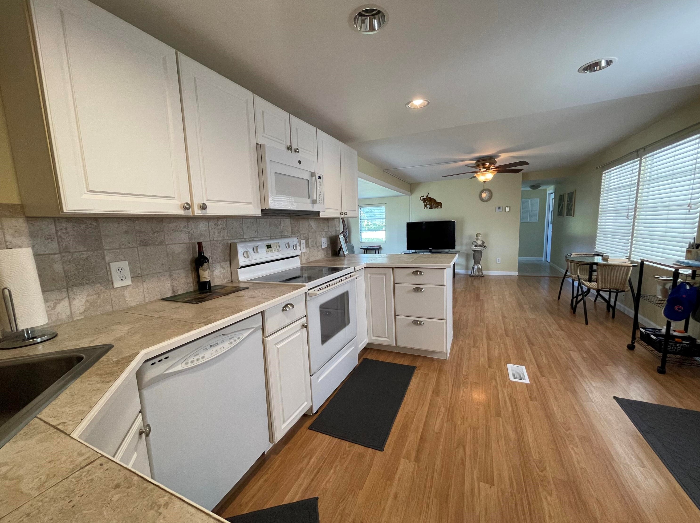 8351 Chisum Trl, Boca Raton FL 33433-1513 exterior