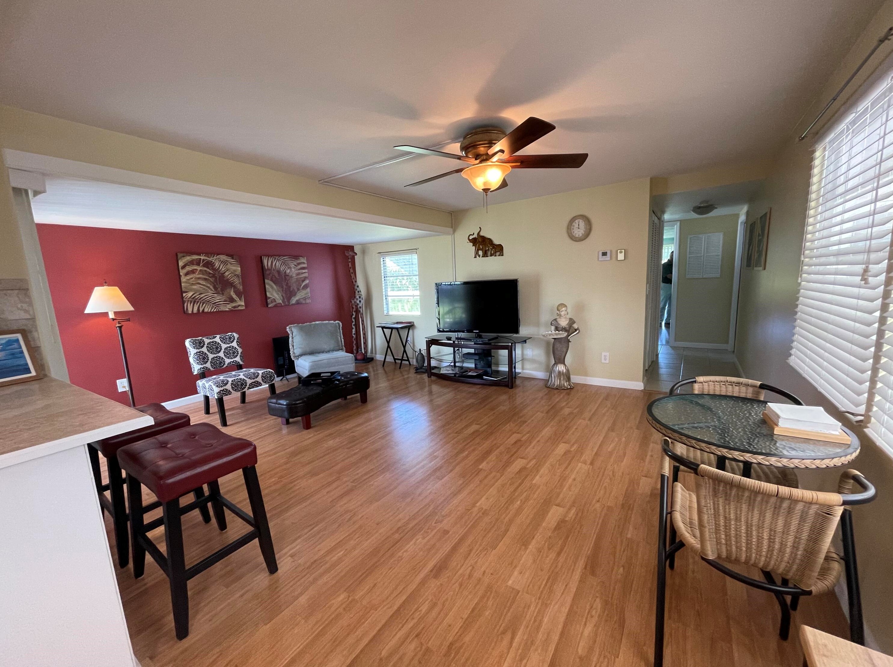 8351 Chisum Trl, Boca Raton FL 33433-1513 exterior