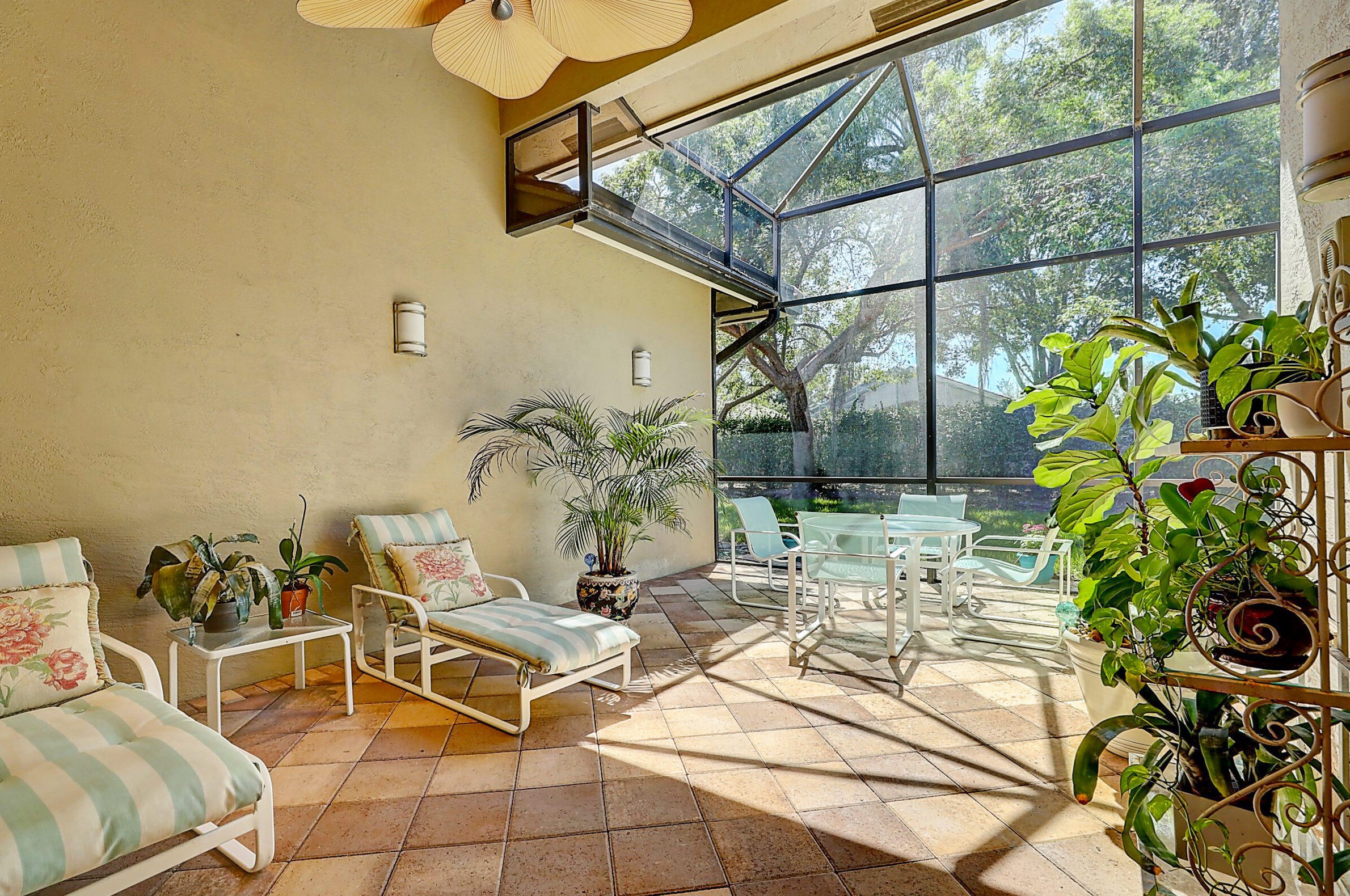 7831 Via Grande, Boynton Beach FL  33437-7518 exterior