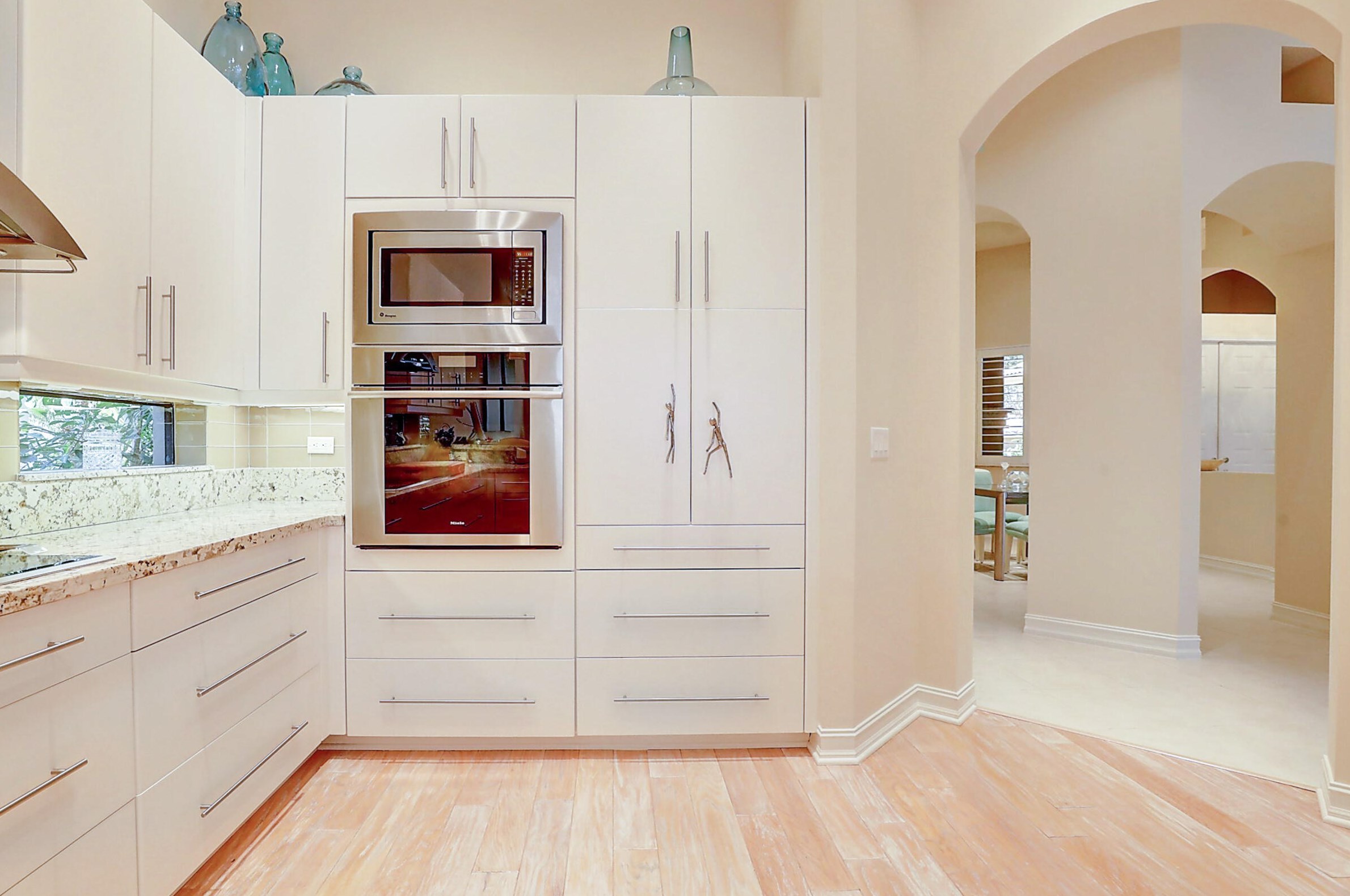 7831 Via Grande, Boynton Beach FL  33437-7518 exterior