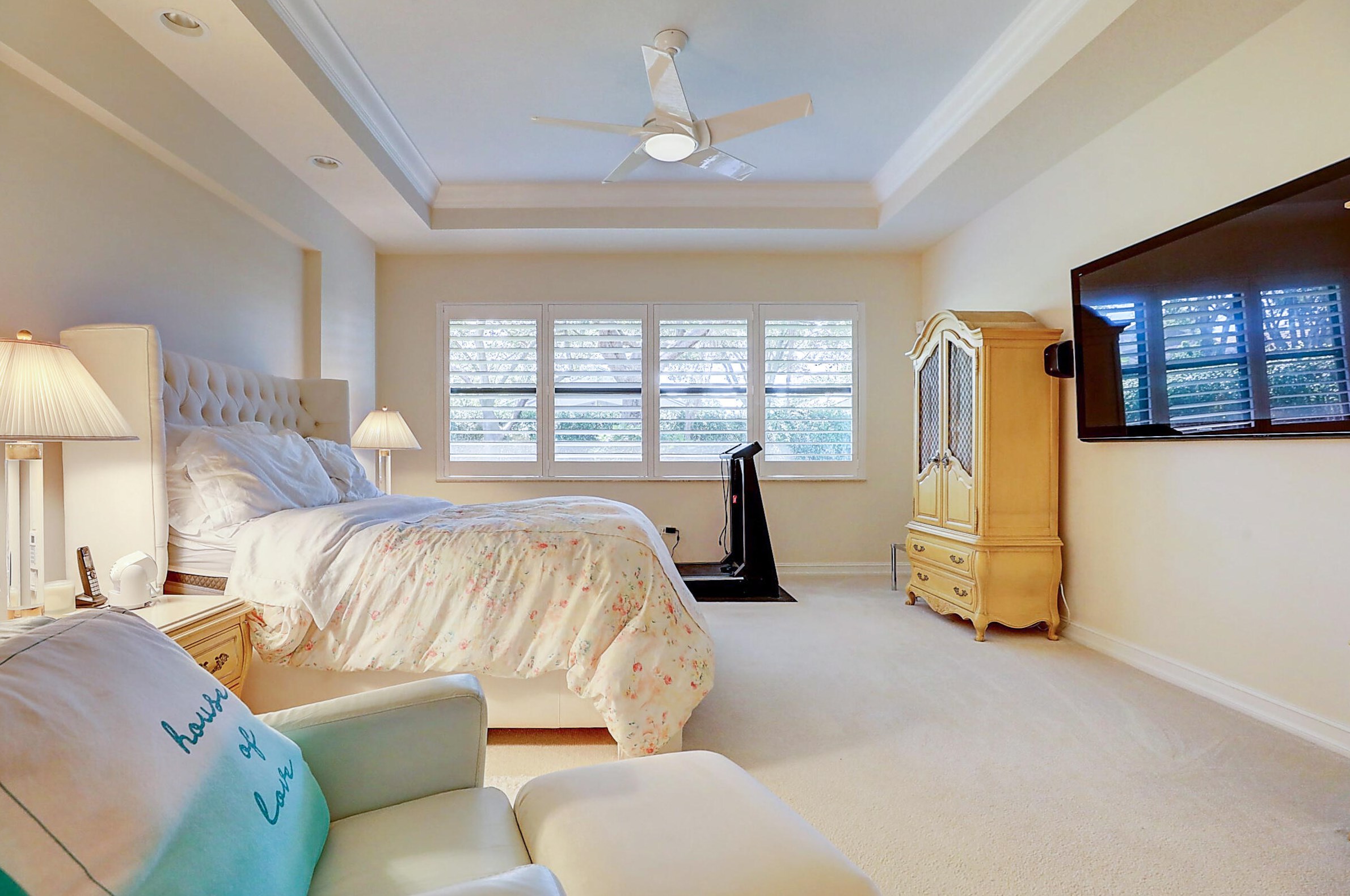 7831 Via Grande, Boynton Beach FL  33437-7518 exterior