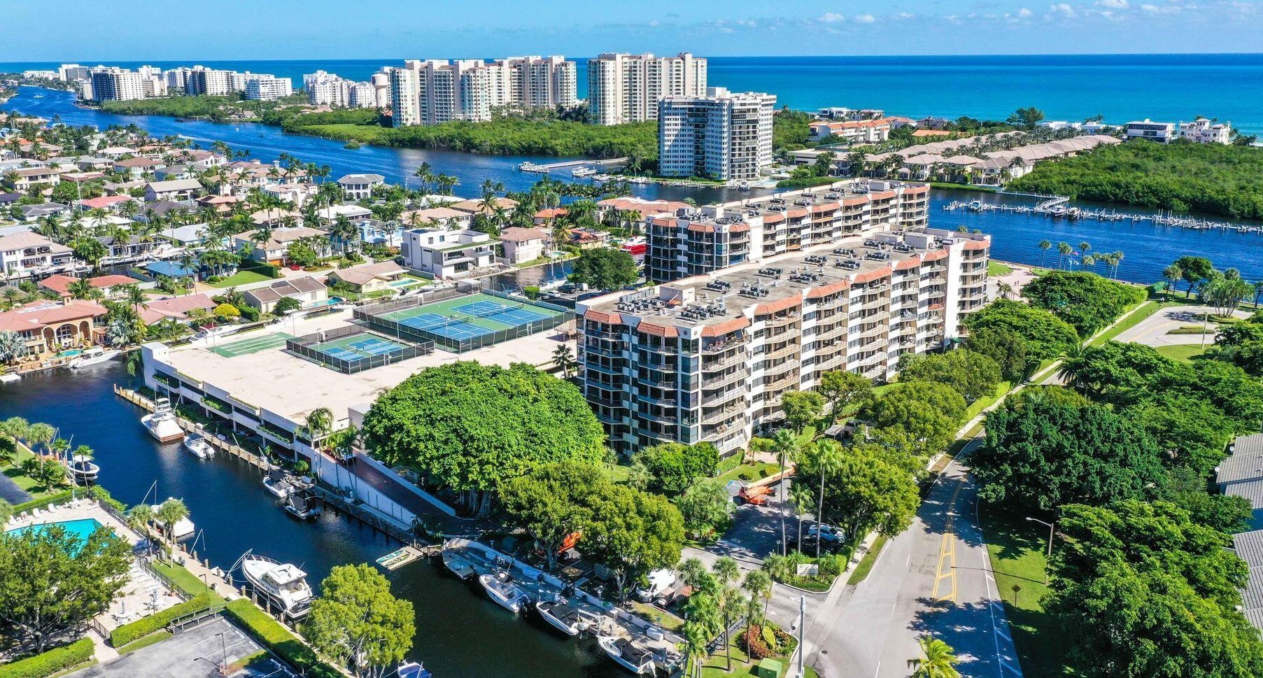 899 Jeffery St, Boca Raton FL  33487-4193 exterior