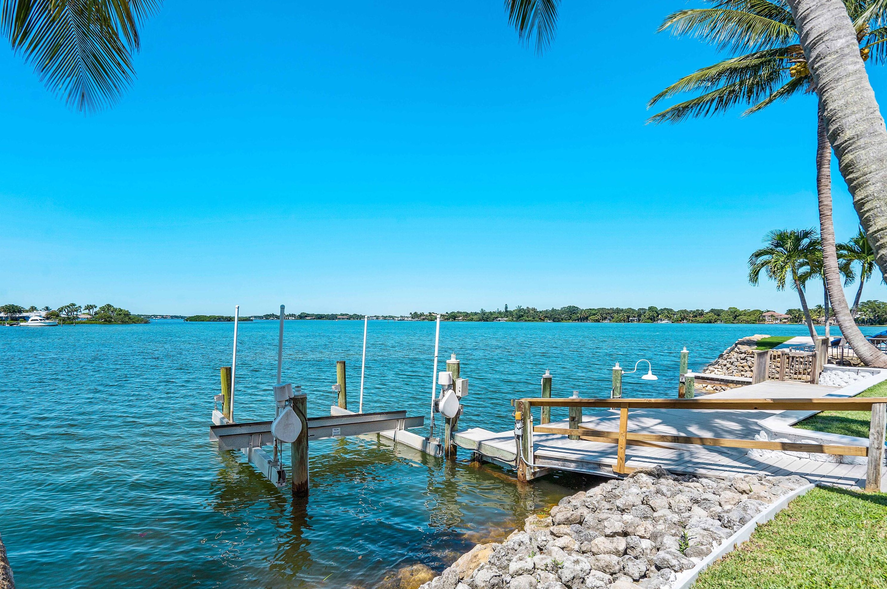 134 Lands End Way, Jupiter FL  33458-4375 exterior