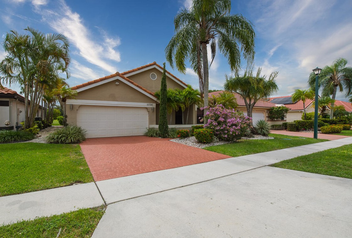10790 White Aspen Ln, Boca Raton FL  33428-2722 exterior