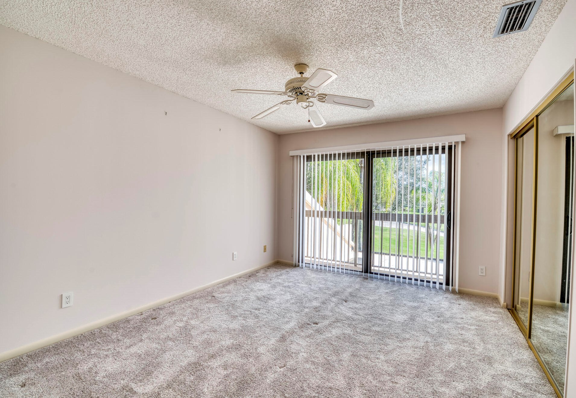 808 Windermere Way, West Palm Beach FL  33418-7170 exterior