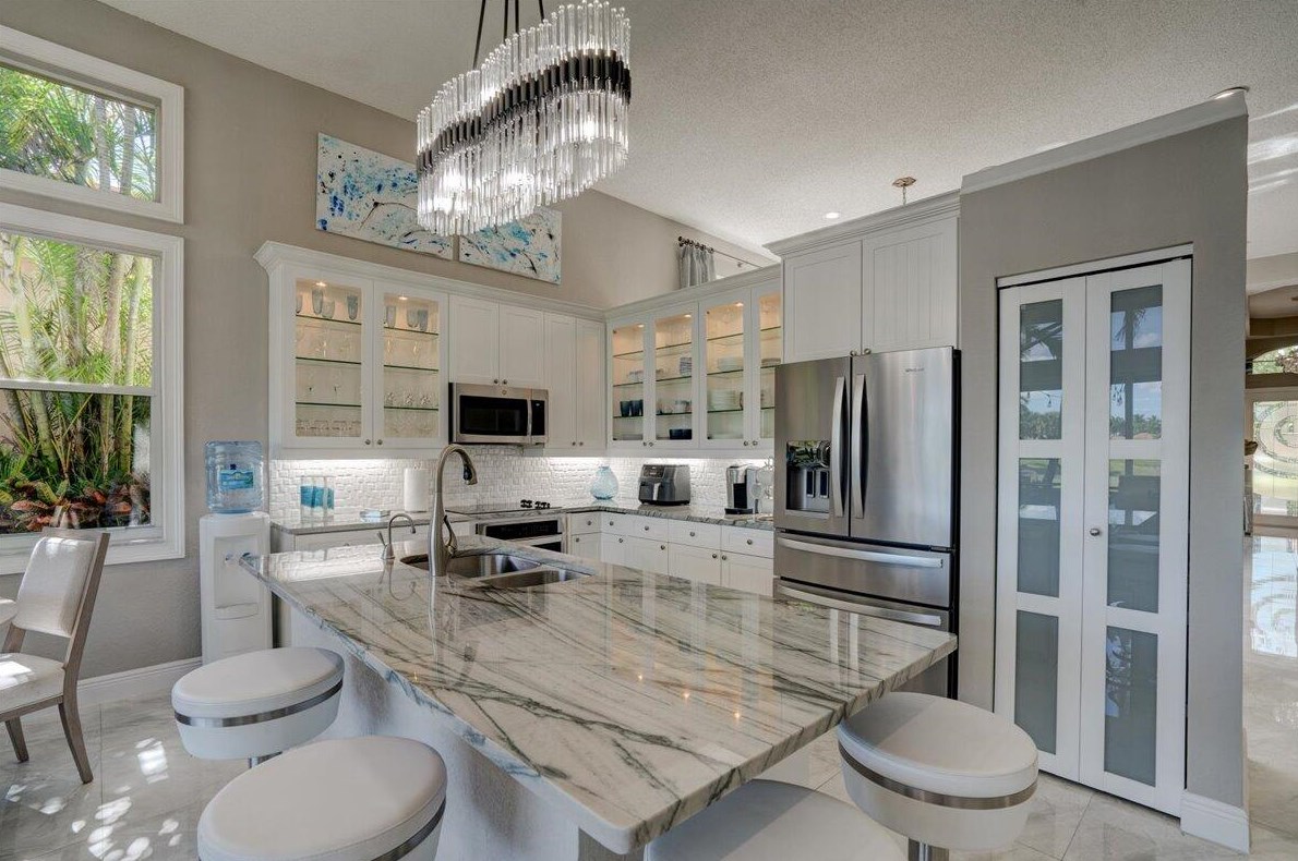 4258 Imperial Isle Dr, Lake Worth FL  33449-8645 exterior