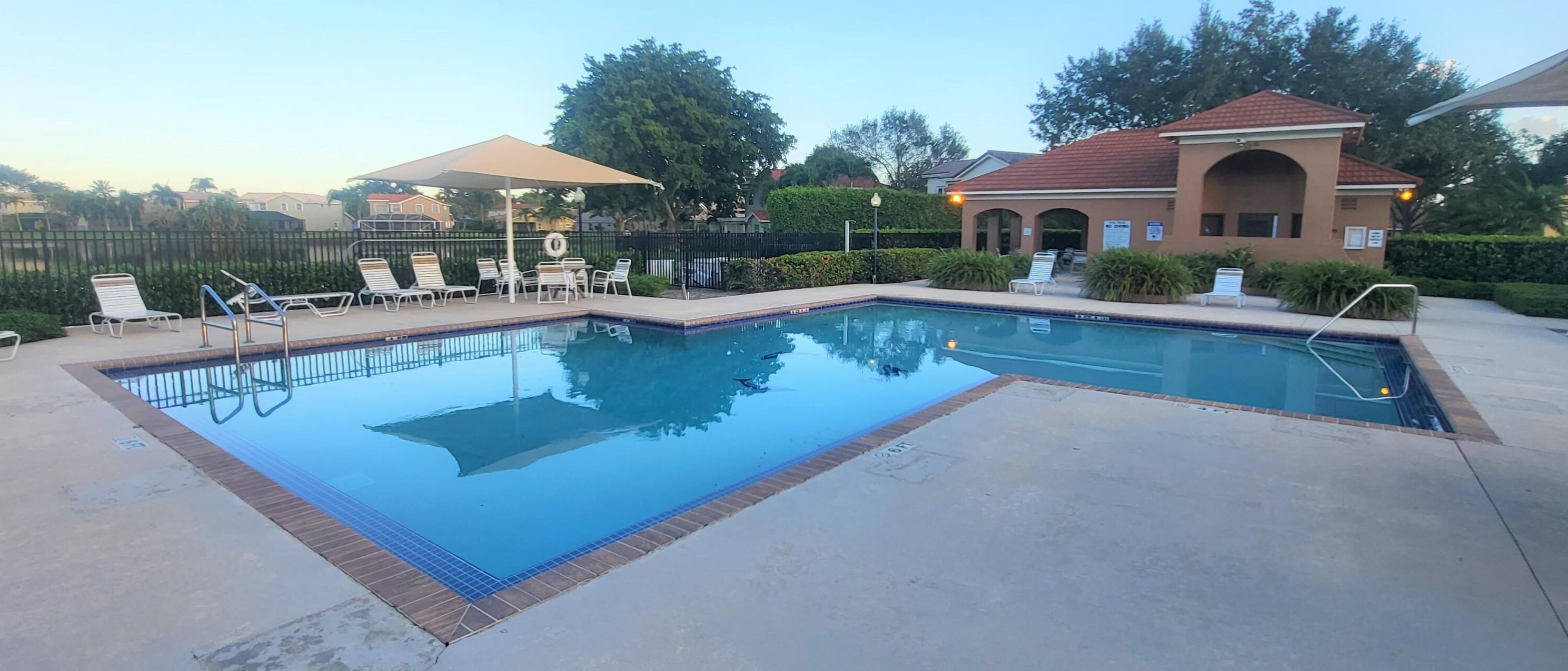 8593 Tourmaline Blvd, Boynton Beach FL  33472-2421 exterior