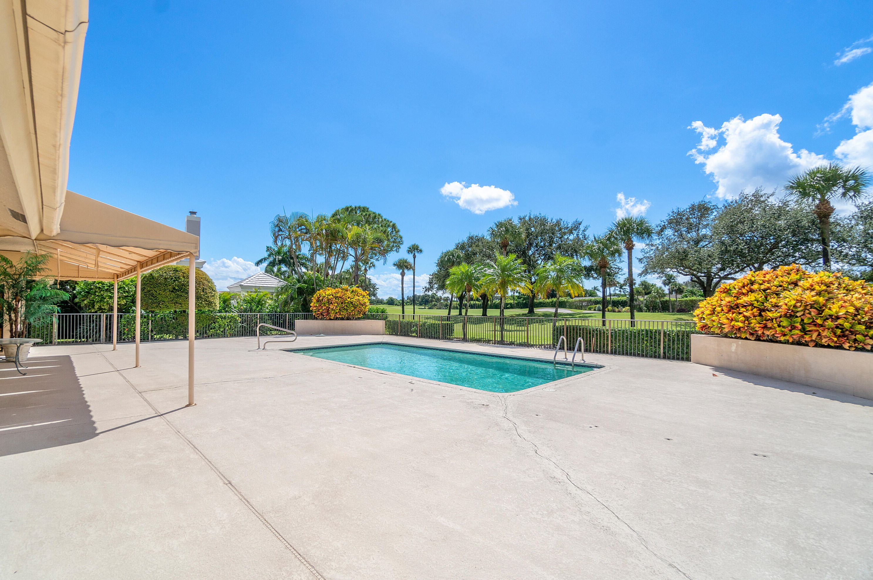 4548 Bocaire Blvd, Boca Raton FL  33487-1155 exterior