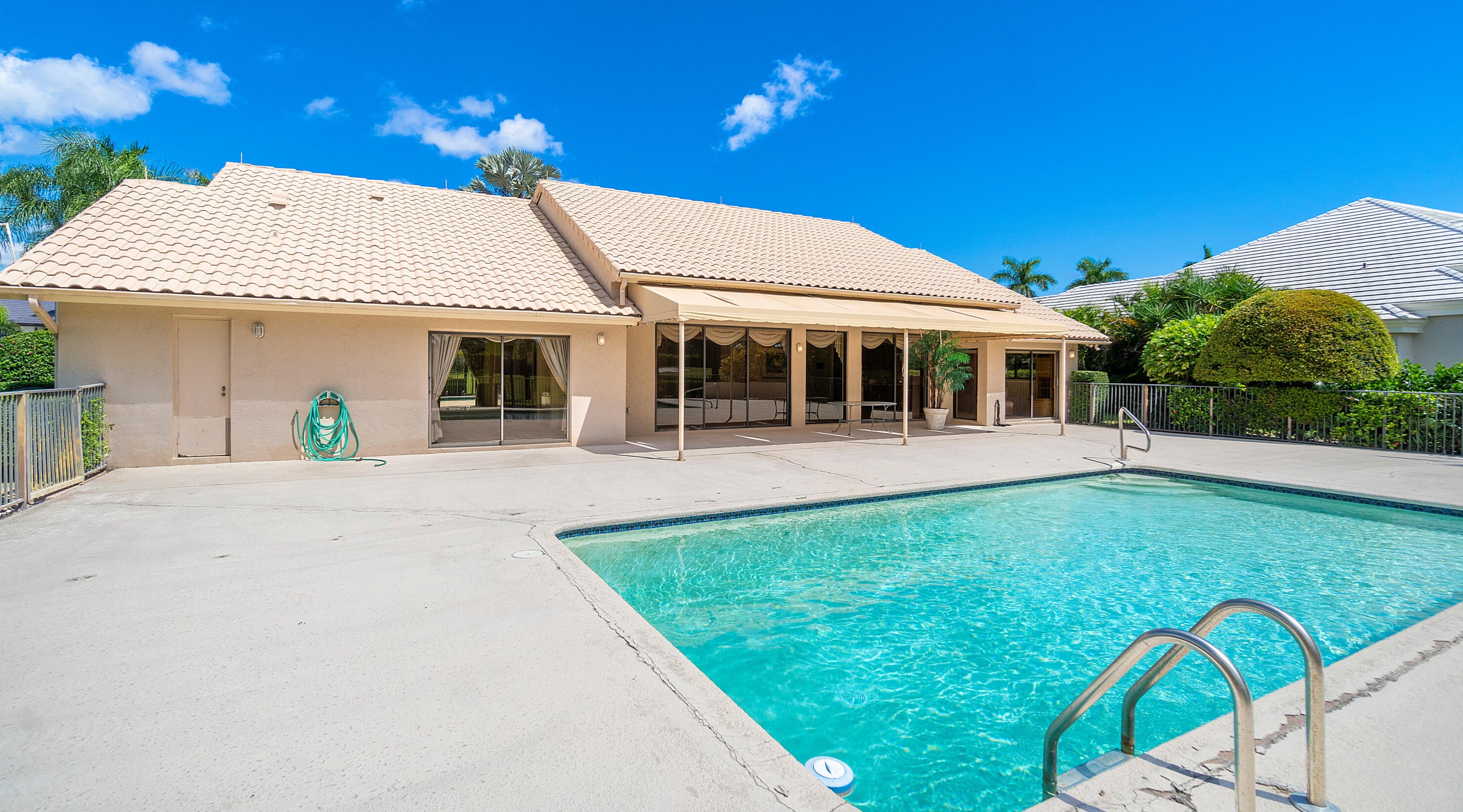 4548 Bocaire Blvd, Boca Raton FL  33487-1155 exterior