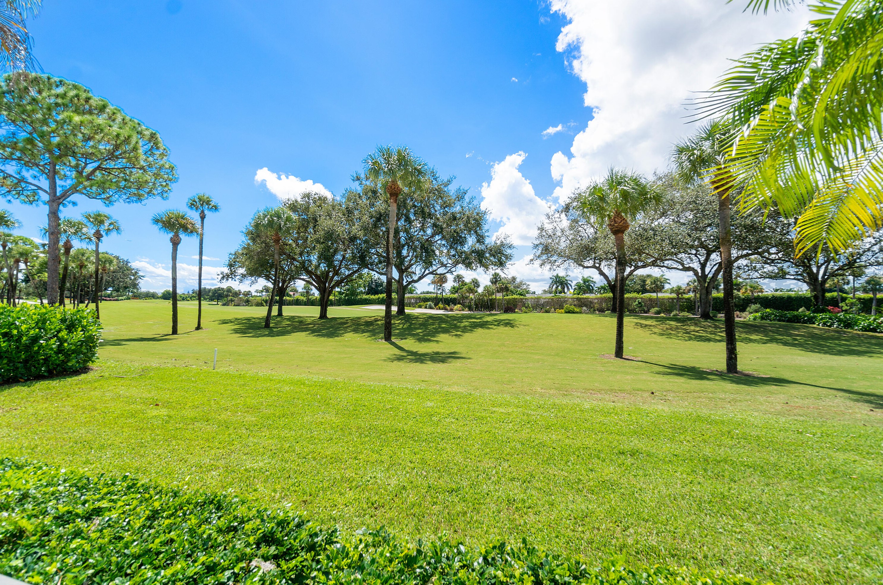 4548 Bocaire Blvd, Boca Raton FL  33487-1155 exterior