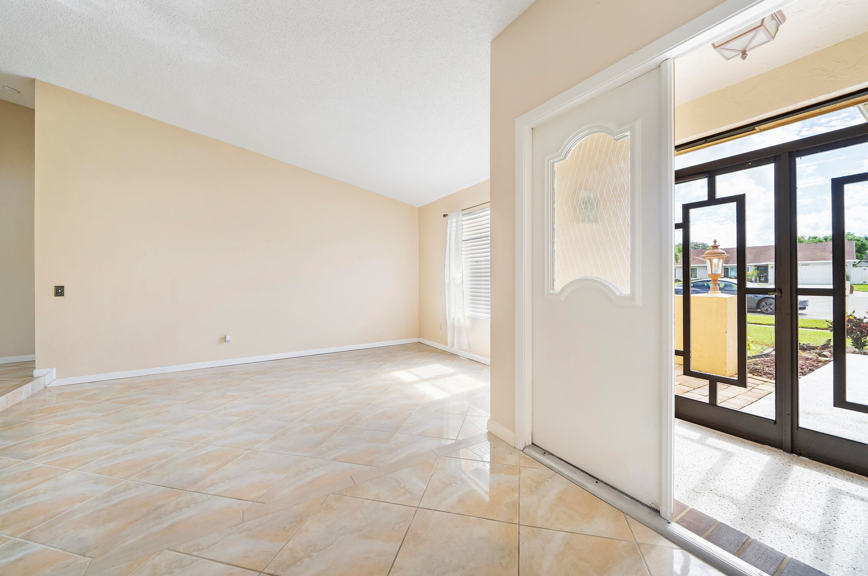 8781 Placid Ter, Lake Worth FL  33467-1718 exterior