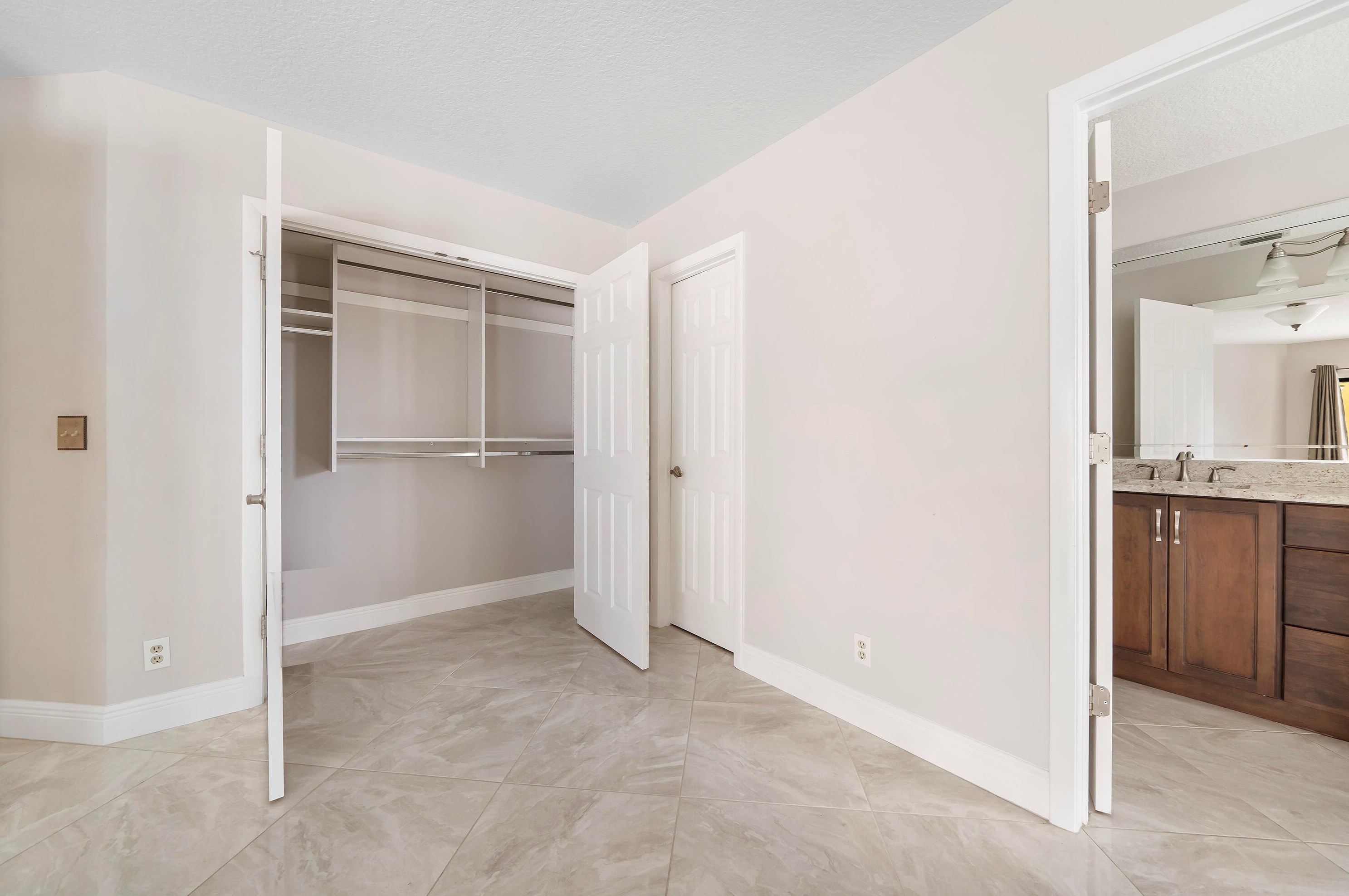 8781 Placid Ter, Lake Worth FL  33467-1718 exterior