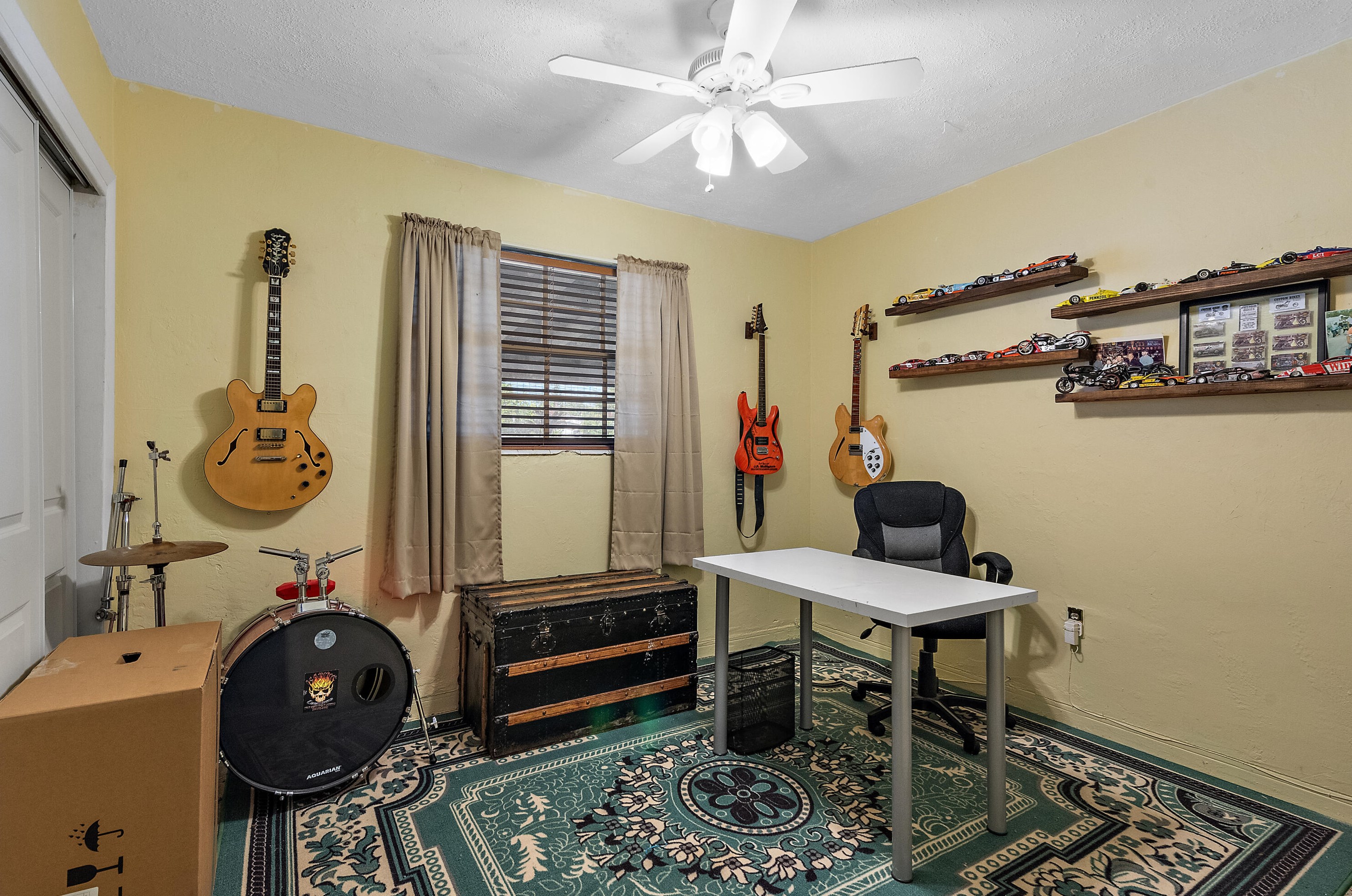 711 64 Ter, Hollywood FL 33023-1239 exterior