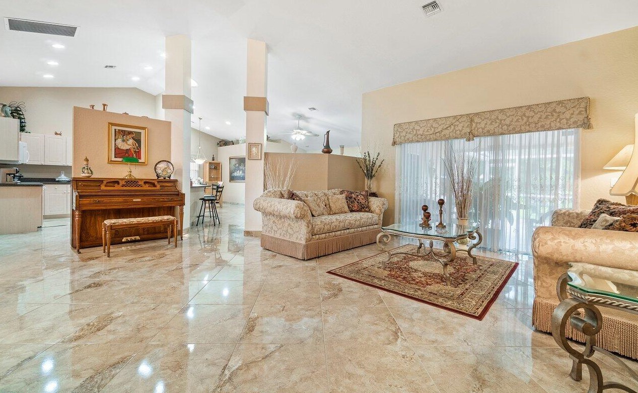 7207 Brickyard Cir, Lake Worth FL 33467-7239 exterior