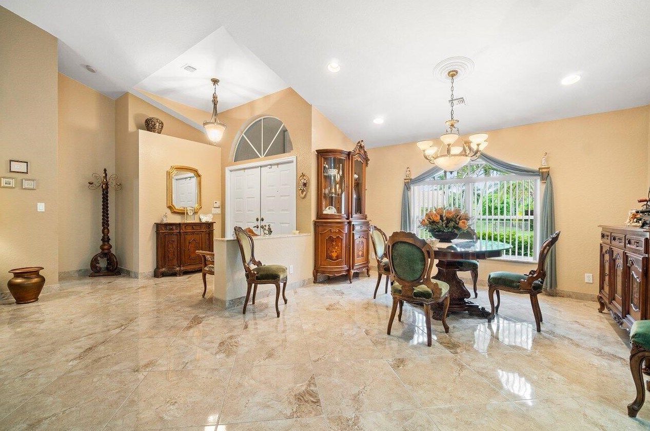 7207 Brickyard Cir, Lake Worth FL 33467-7239 exterior