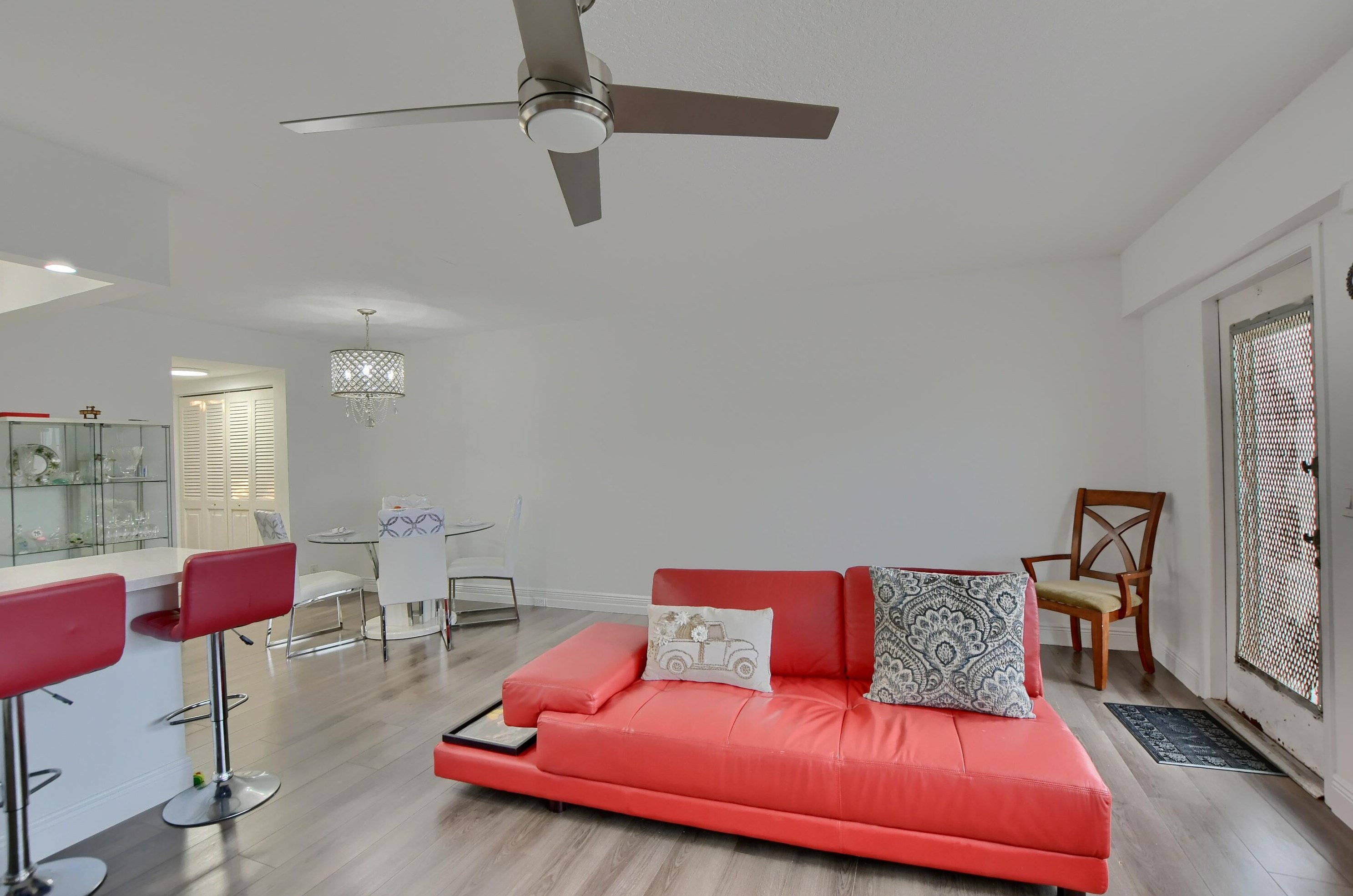 409 Brighton J, Boca Raton FL  33434-4811 exterior