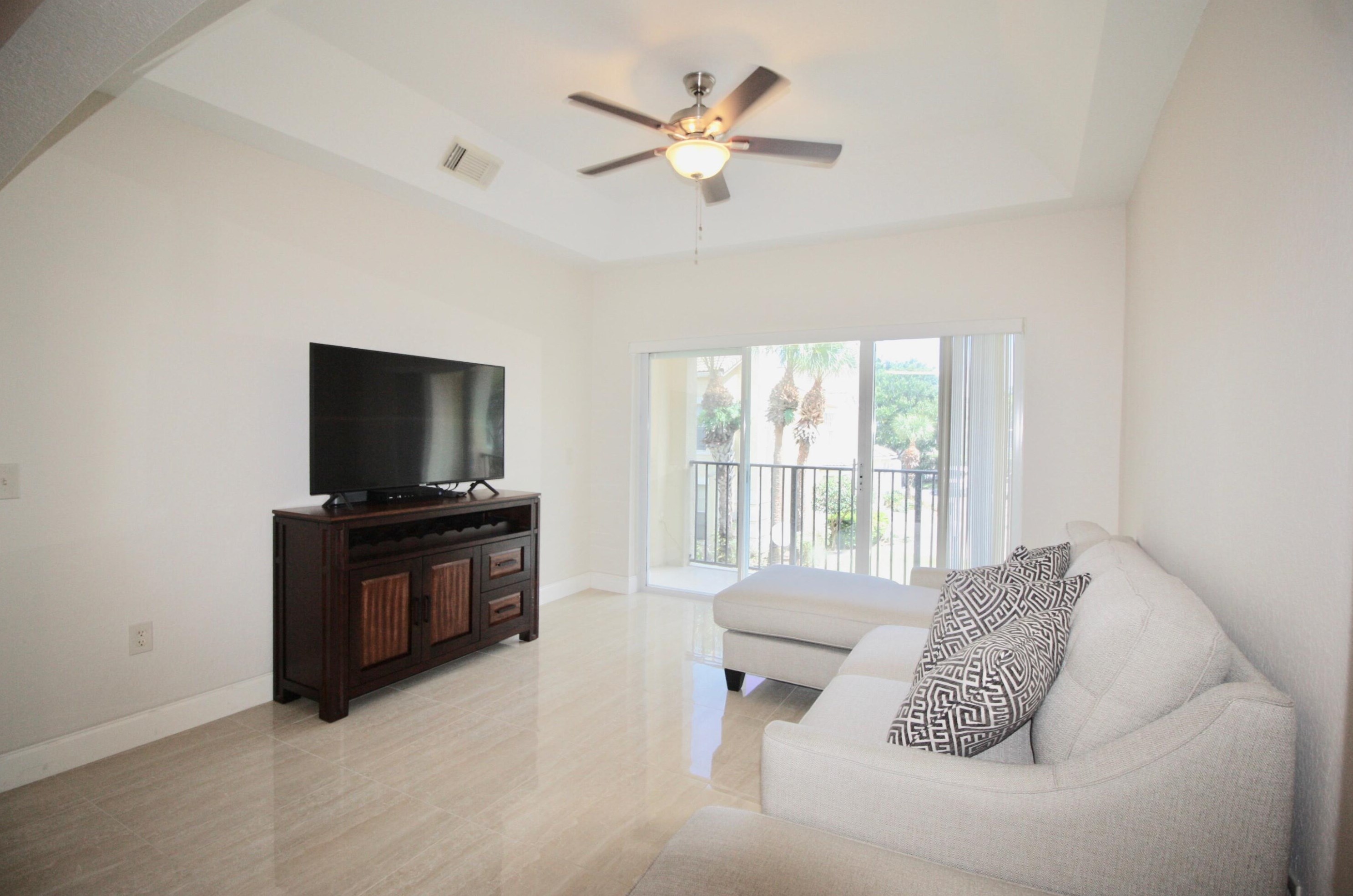 1803 Belmont Pl, Boynton Beach FL  33436-7848 exterior