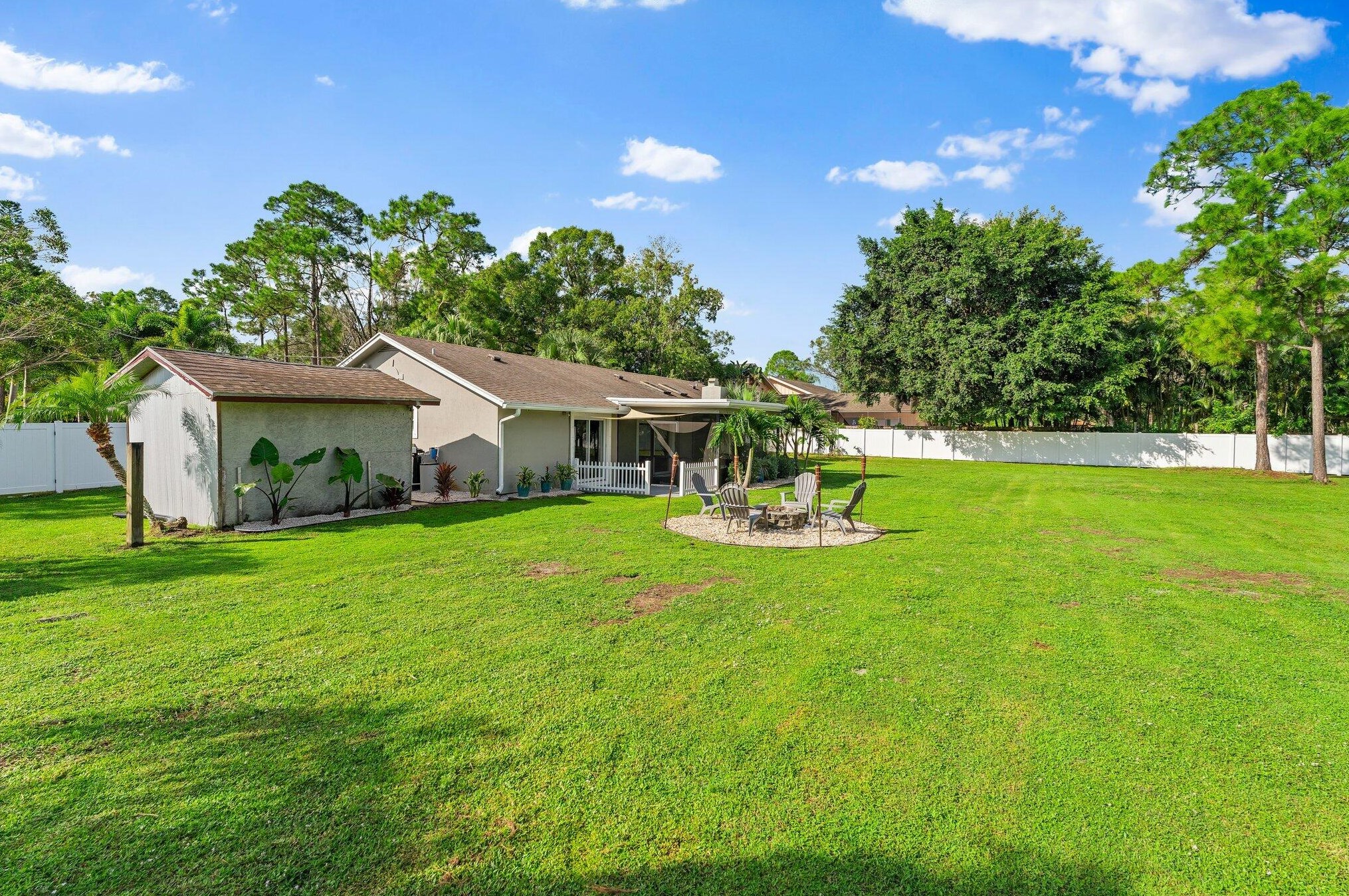 12567 175th Rd, Jupiter FL  33478-4621 exterior