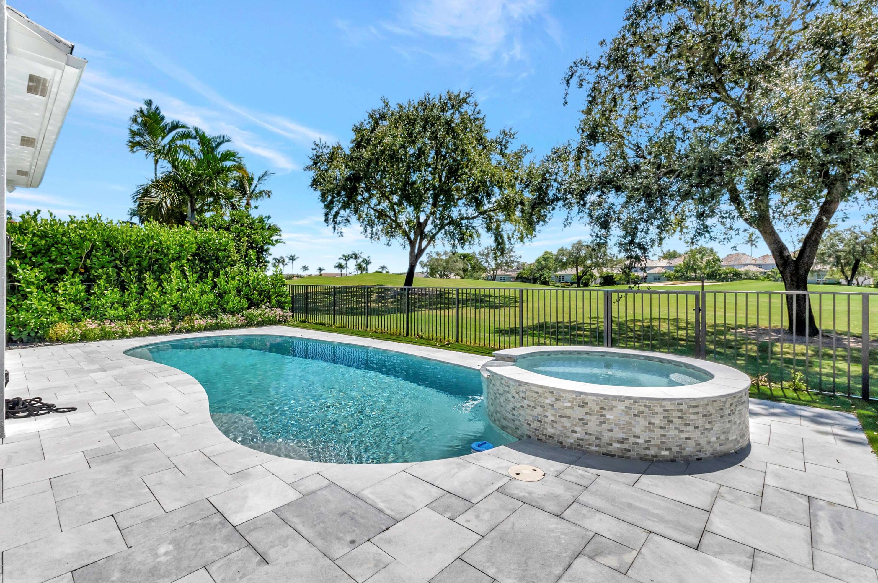 4098 Briarcliff Cir, Boca Raton FL  33496-4064 exterior