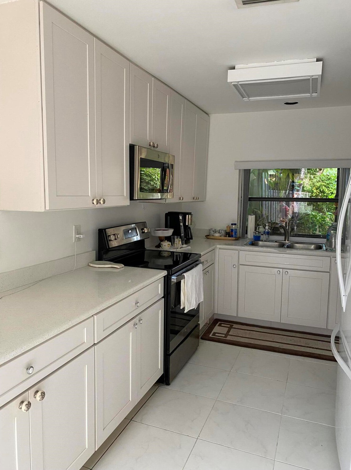 6090 Aloma Ln, Boca Raton FL  33433-1758 exterior