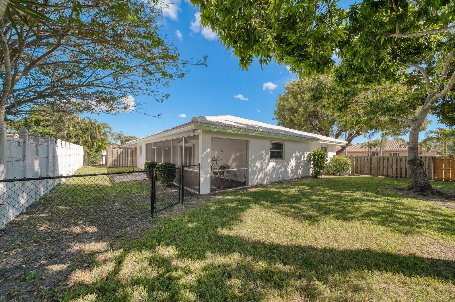 6897 Terra Tranquila Dr, Boca Raton FL  33433-6416 exterior