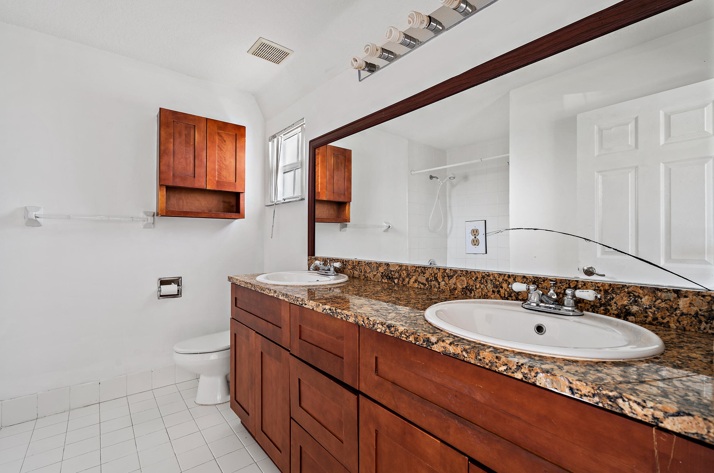 148 Palm Villas Way, Lake Worth FL 33461-1086 exterior