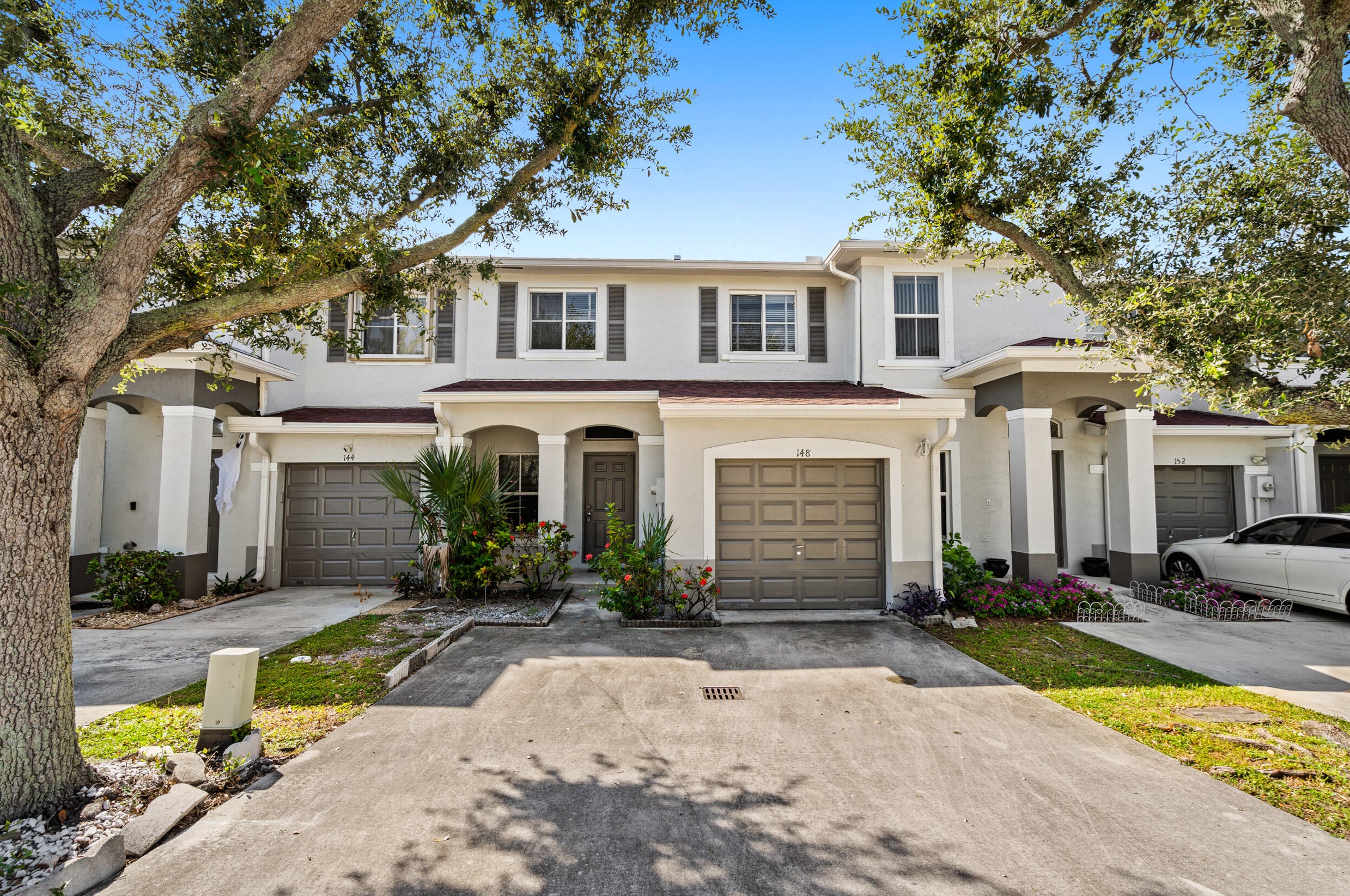 148 Palm Villas Way, Lake Worth FL 33461-1086 exterior