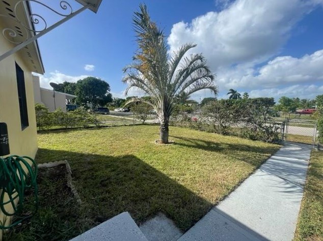 2108 S Beech Rd, West Palm Beach, FL 33409