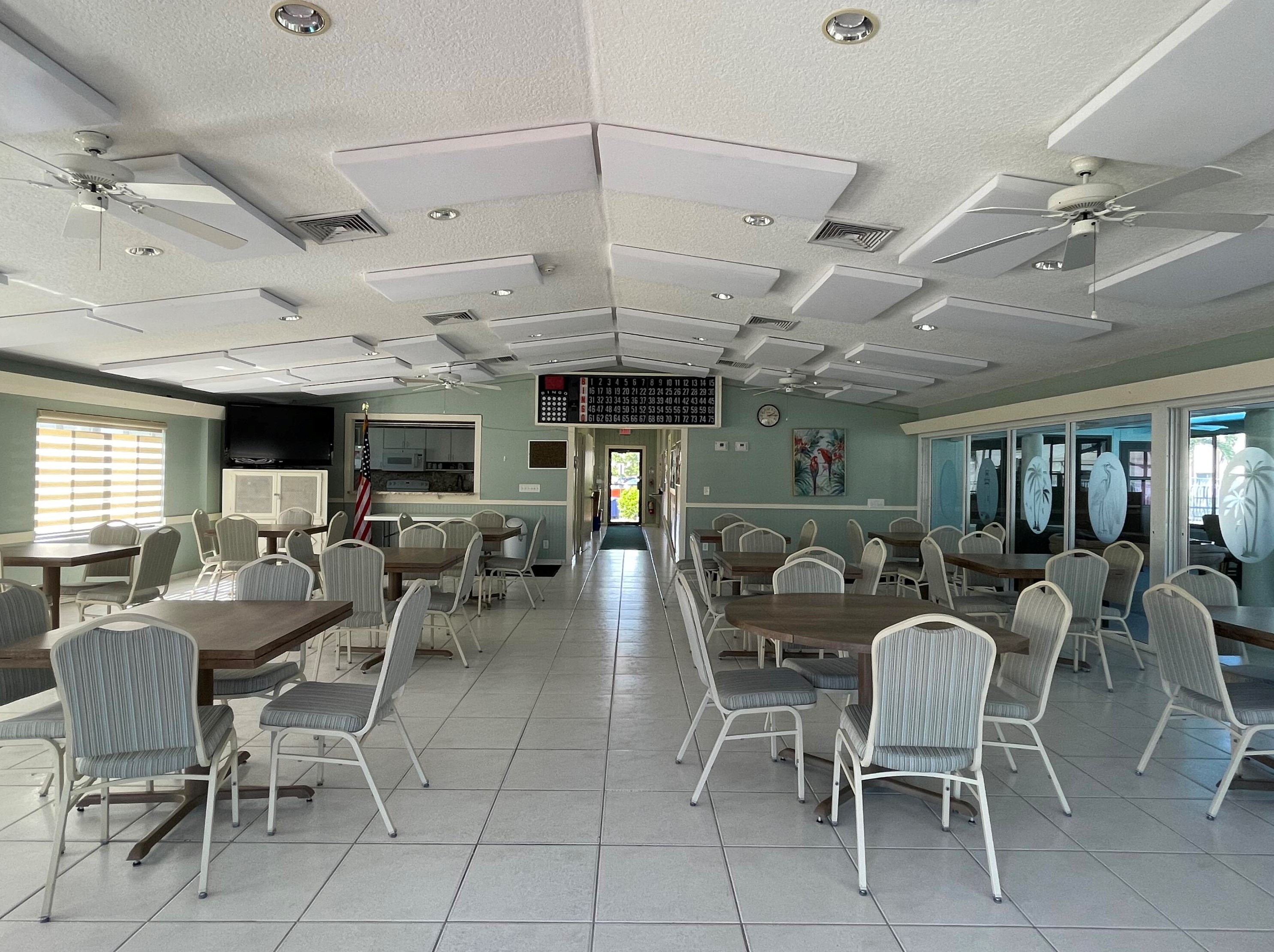 329 Knotty Pine Cir, Lake Worth FL 33463-9196 exterior