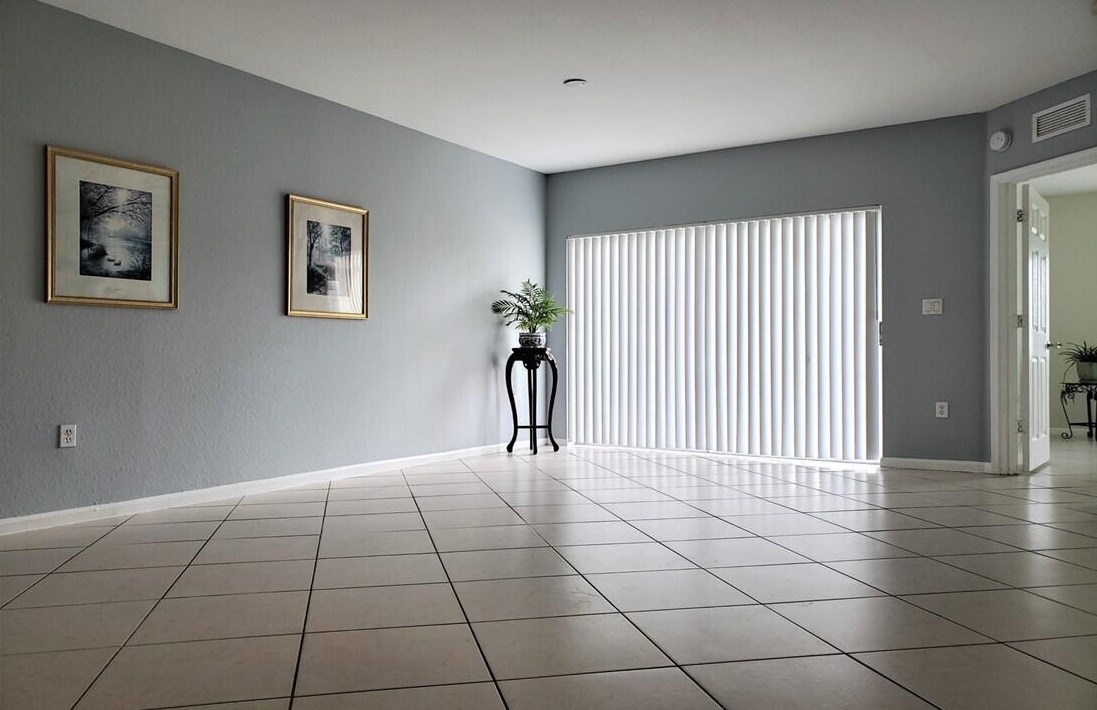 1095 Golden Lakes Blvd #911, West Palm Beach, FL 33411