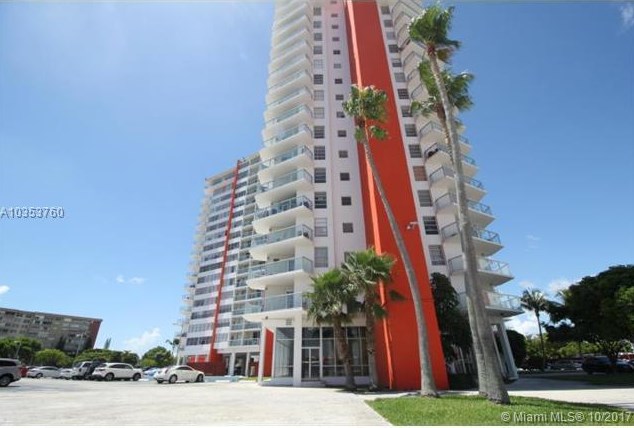 1351 Miami Gardens Dr, Miami FL 33179-4719 exterior