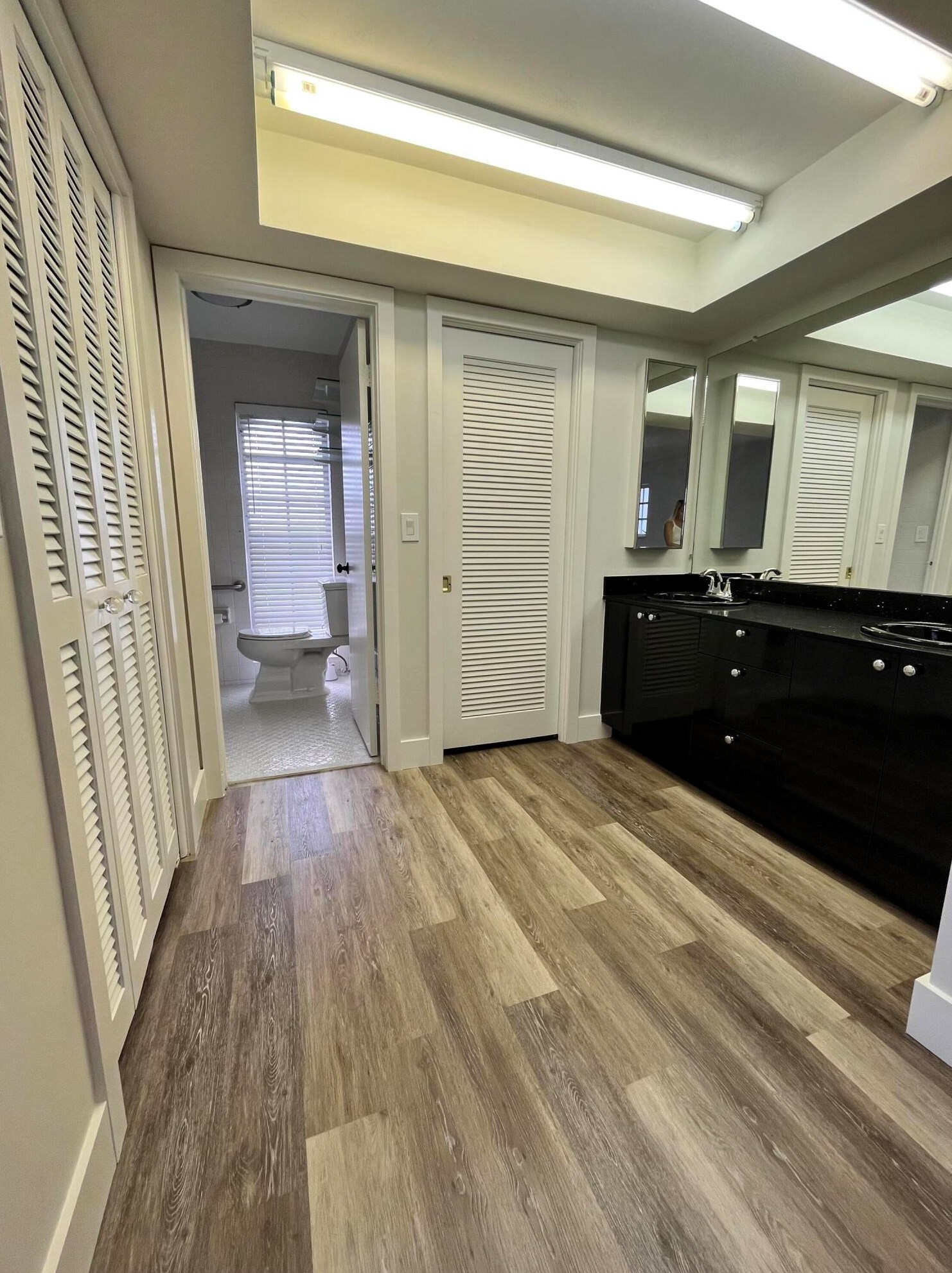232 Country Club Dr, Lake Worth FL  33462-1114 exterior