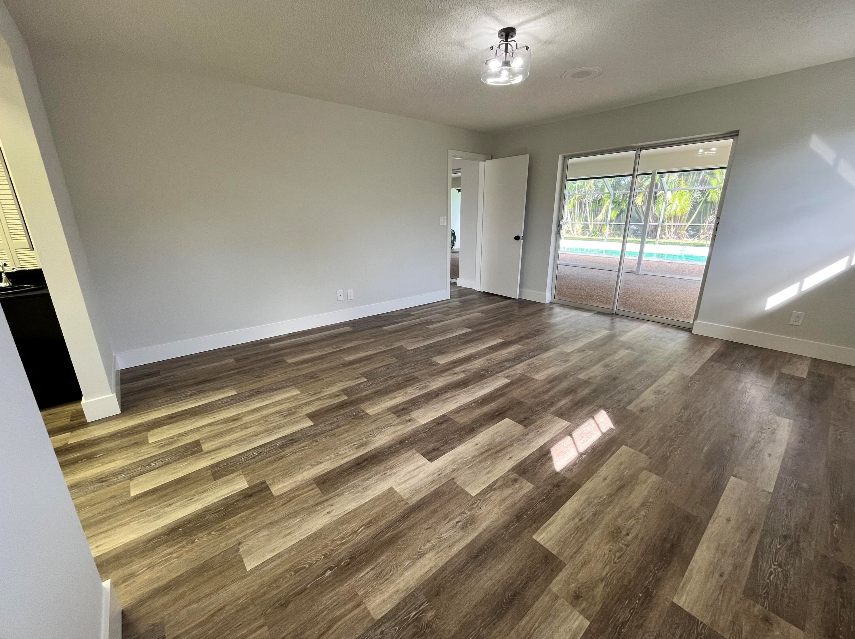 232 Country Club Dr, Lake Worth FL  33462-1114 exterior