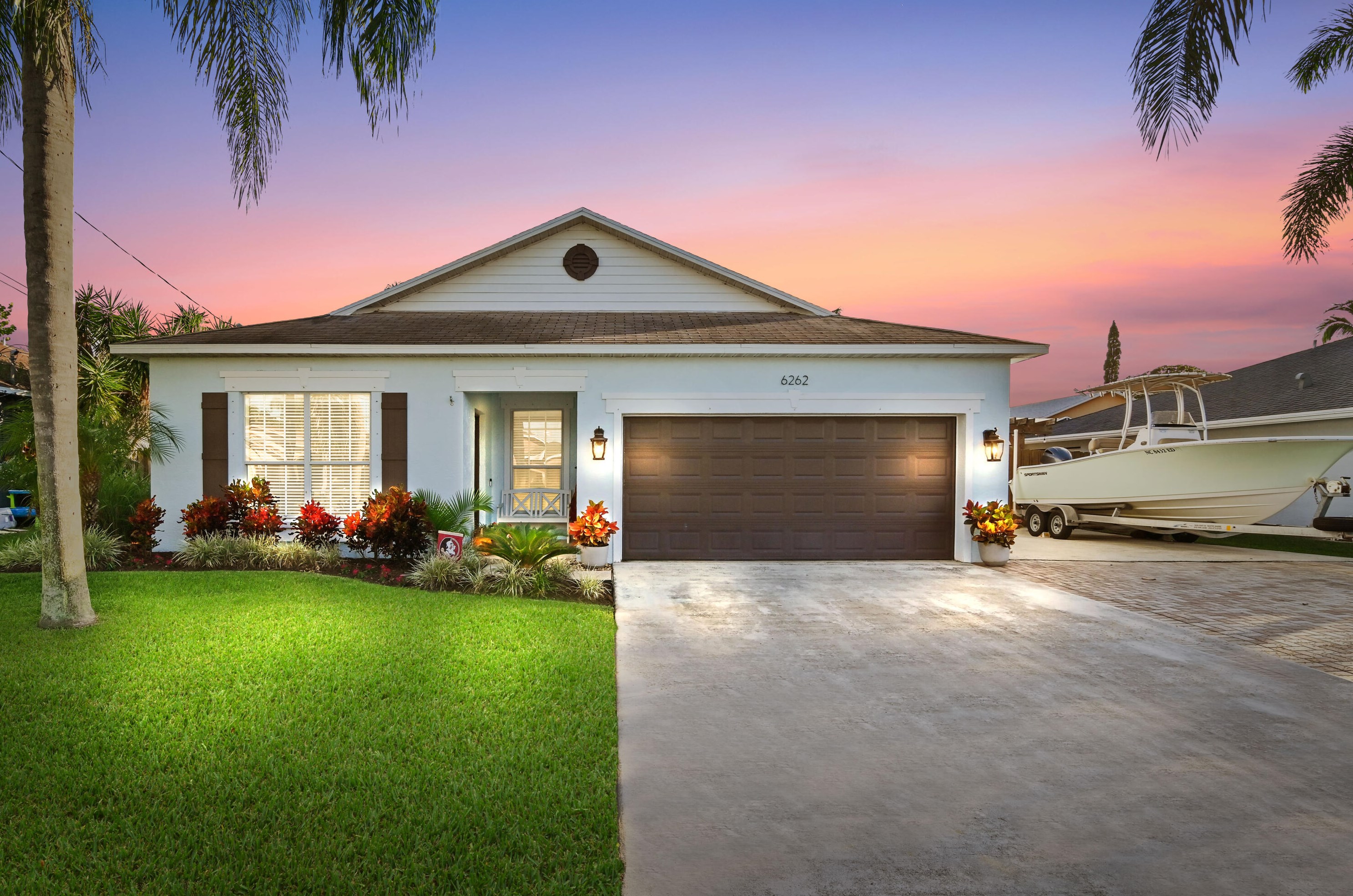 6262 Drake St, Jupiter FL 33458-6657 exterior